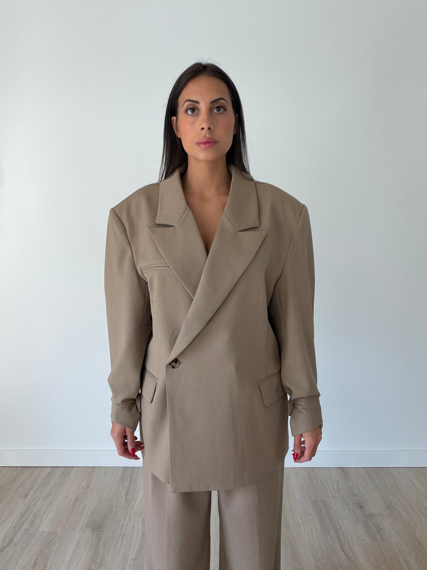 Angelina Oversized Blazer with High-Waist Dress Pants – Beige