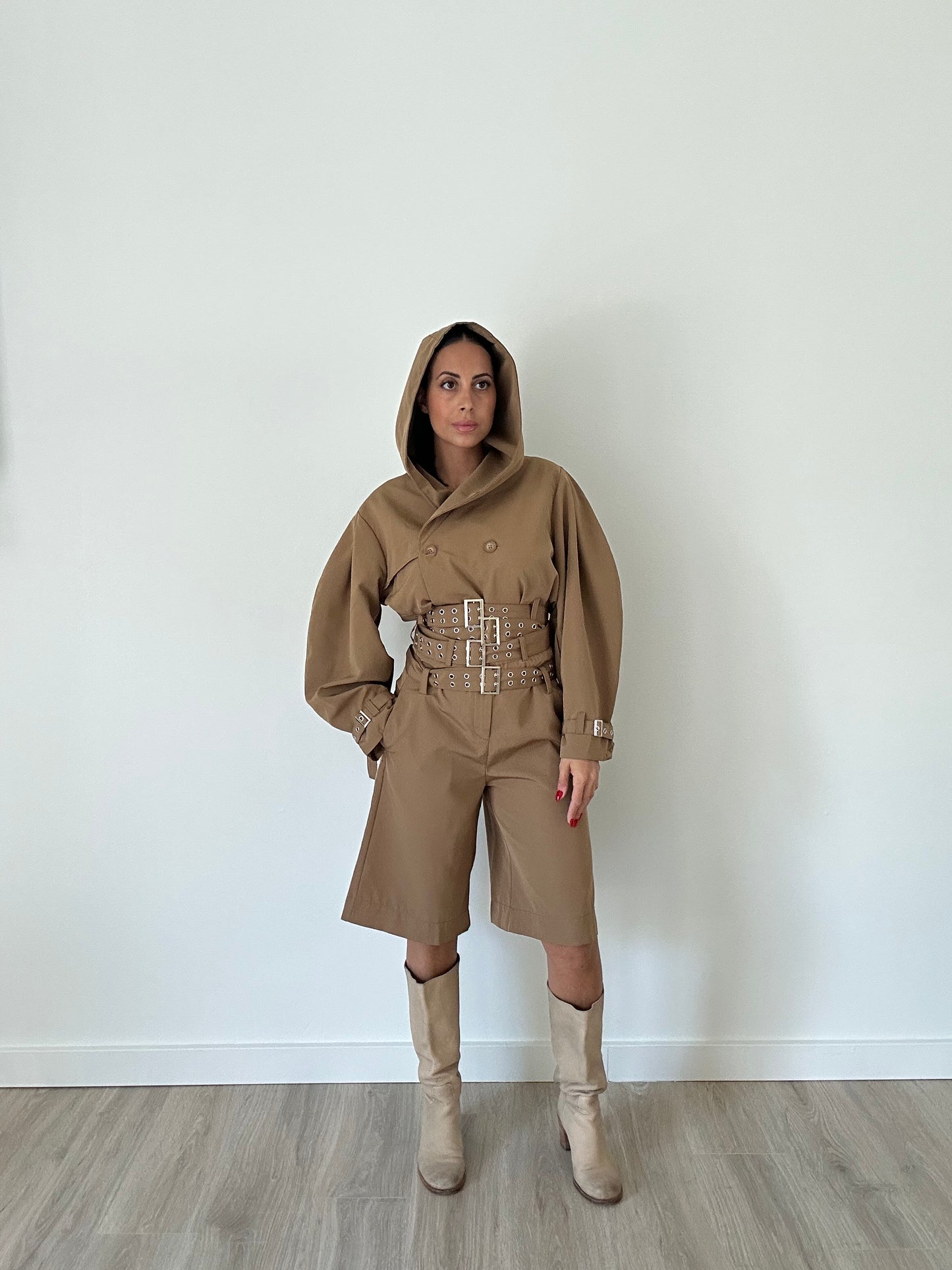 “Alicia” – Buckle Cropped Trench & Bermuda Set (Camel)