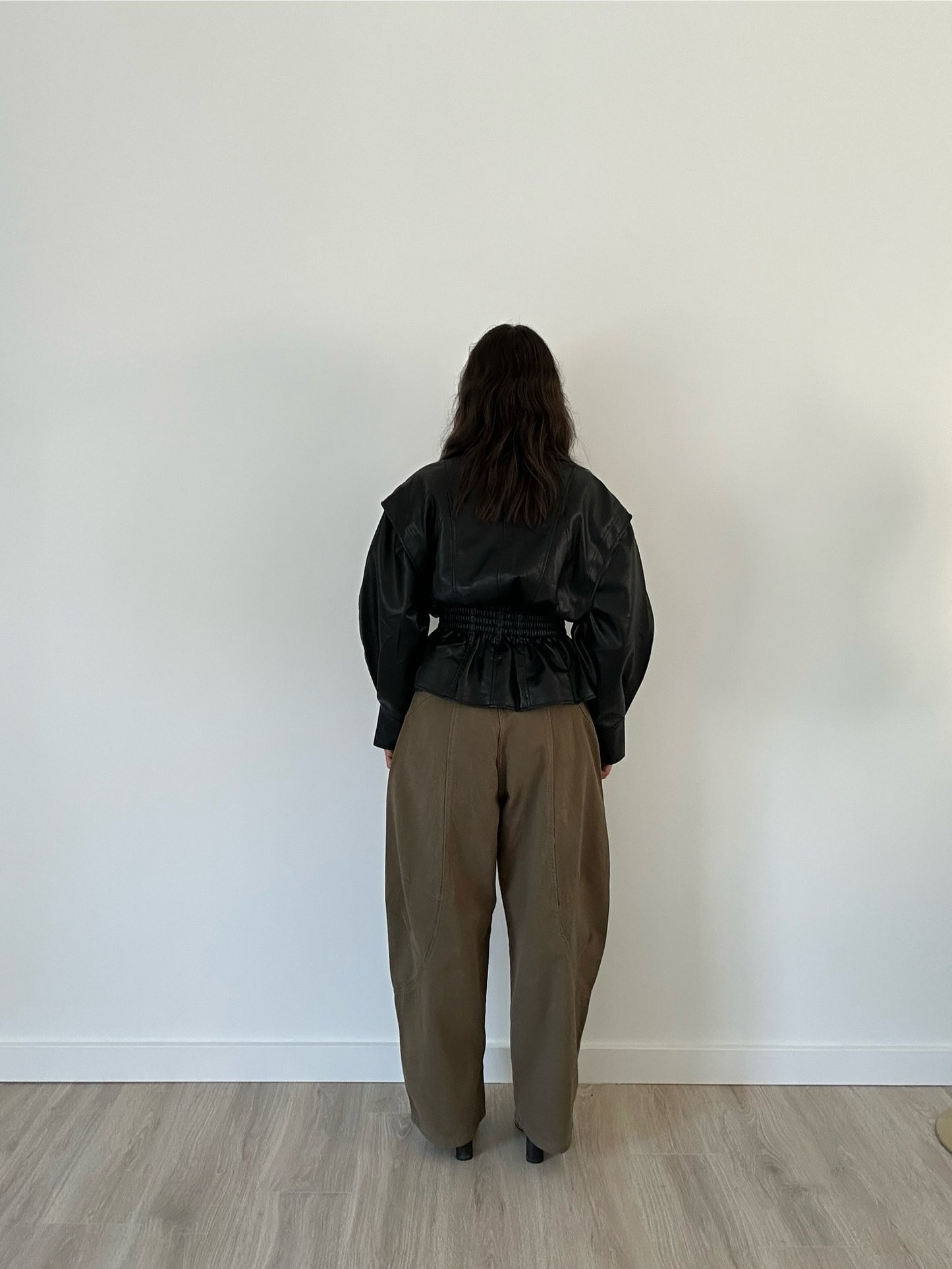 “Lucia” – Oversized Barrel Jeans (Army Green)