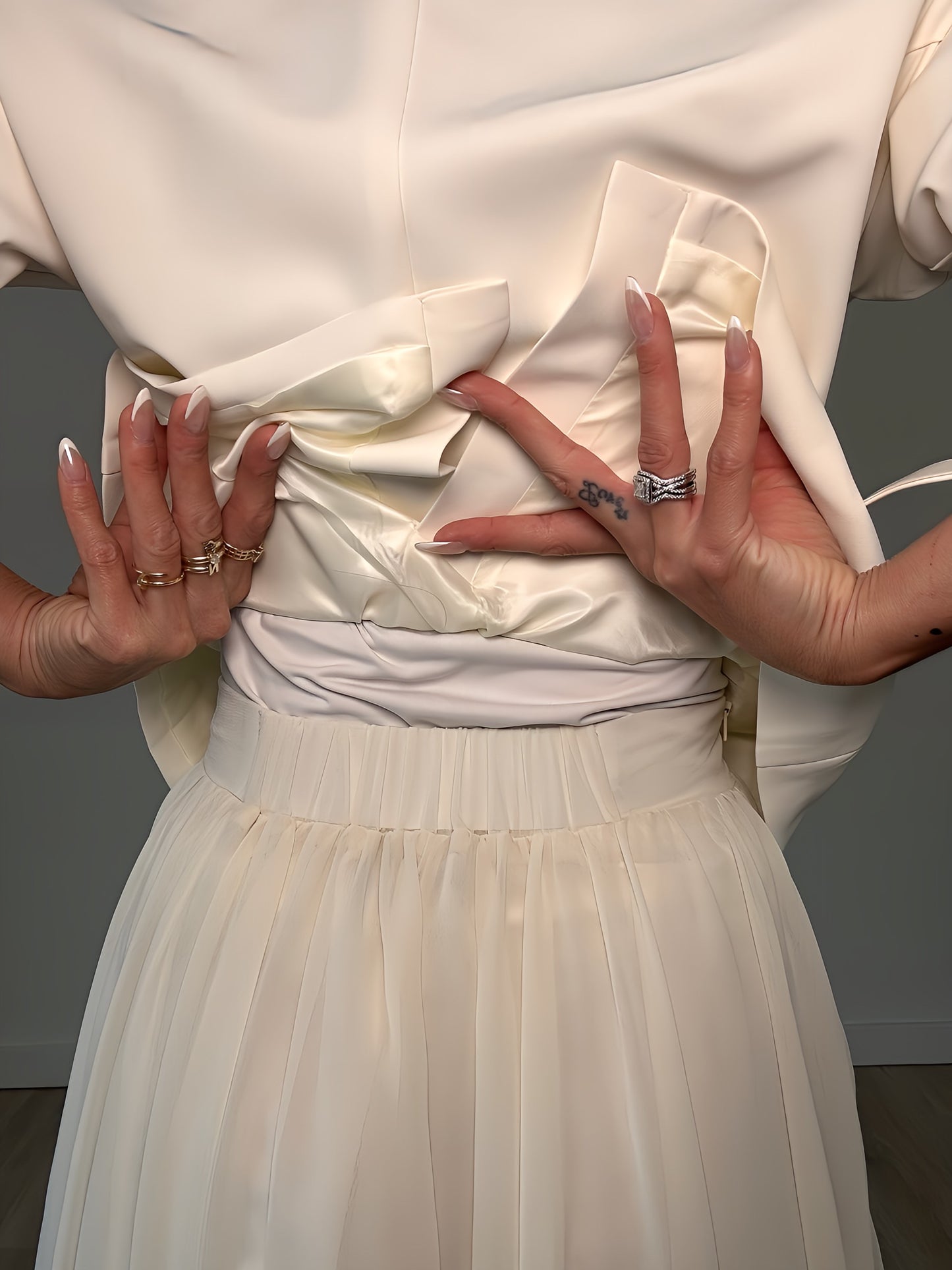 Off-white High-Waisted Skirt