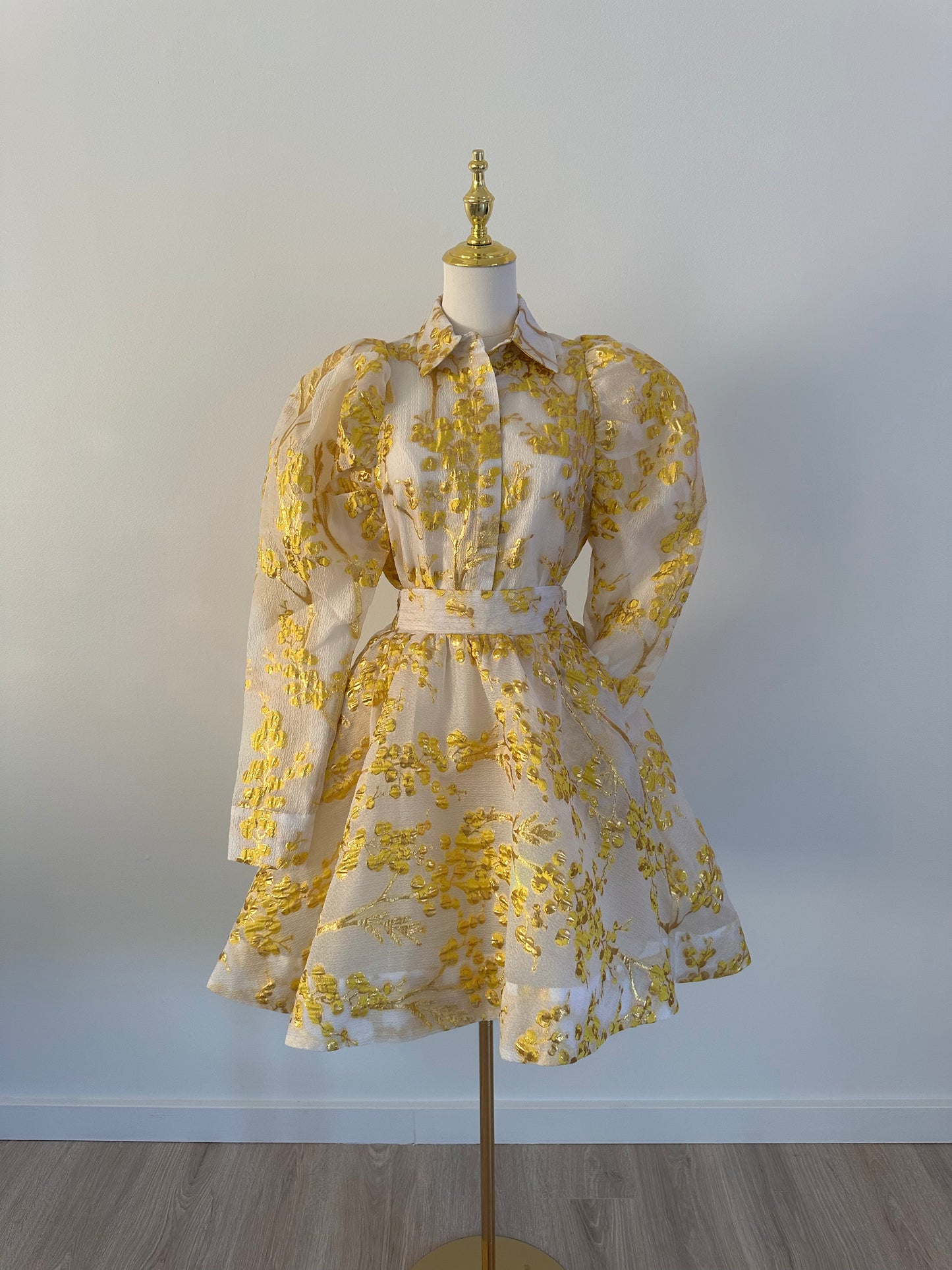 Ivory & Yellow Gold Lurex 3-Piece Set